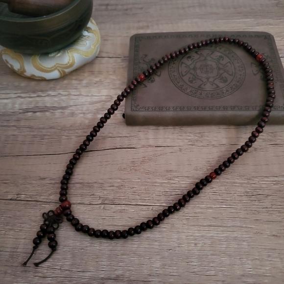 Red Sandalwood Tibetan Buddhist Mala Bead Bracelets, Meditation Bracelet - Picture 5 of 5